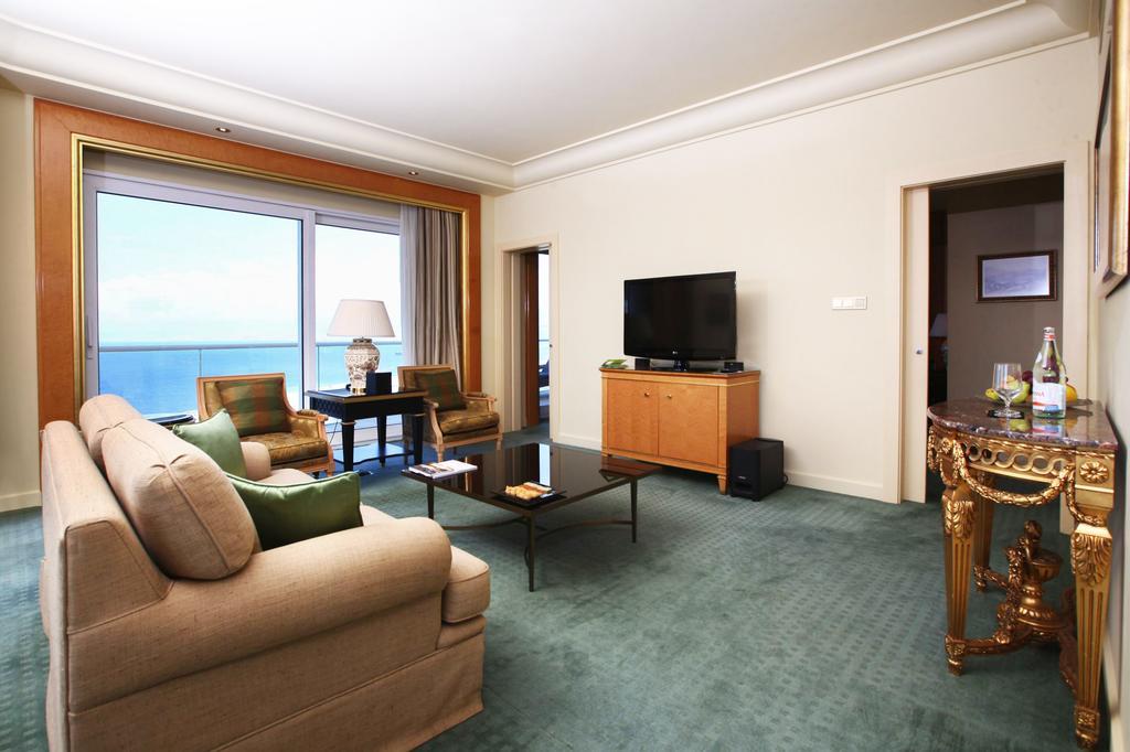 Four Seasons Hotel Бейрут Номер фото